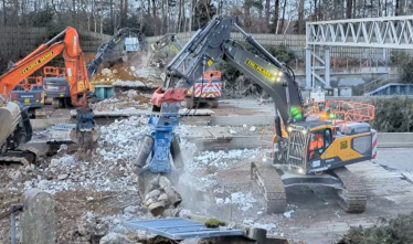 M3 footbridge demolition